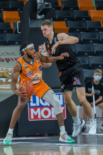 距离与高强 距离与高强