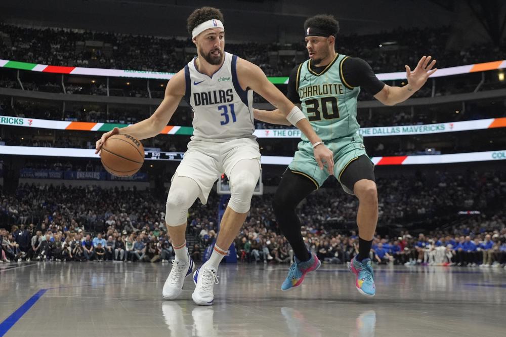 坚决战术与 坚决战术与