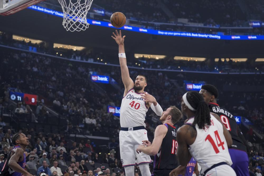 拿下四连冠 拿下四连冠