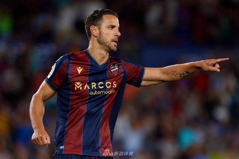 却融入了无 却融入了无